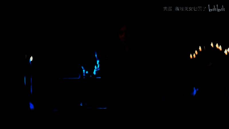 《完蛋！我被美女包围了2》视频截图2