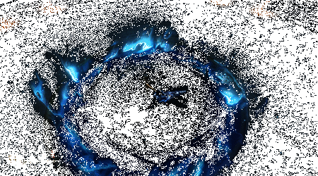 沧澜切换至【镇海】姿态，防御姿态稳固如山