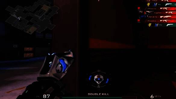 准星七采用深蓝底色与白色十字线，视觉冲击强烈