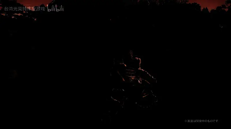 手甲钩连续击打敌人的动态演示画面