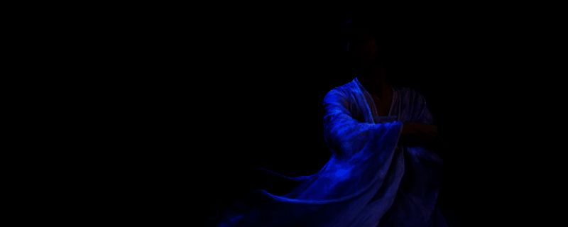 游戏主界面展示，呈现古风修仙主题风格