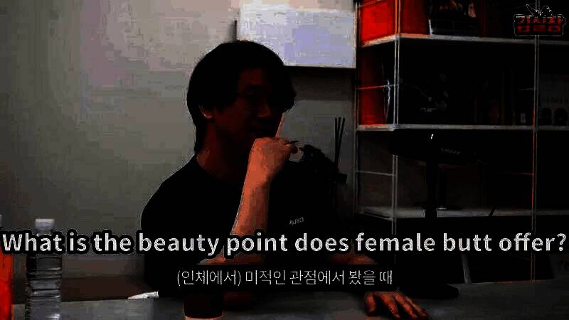 伊芙战斗姿态特写，展现流畅的动作设计