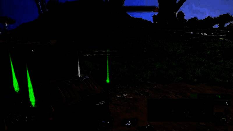 角色在高科技设施中战斗，科技感十足