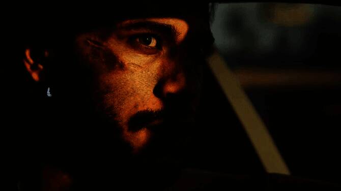 社交媒体上出现大量疑似重复模板式的好评推文，内容高度雷同