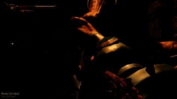 巨型雕像特写，表面布满诡异纹路，背景光线昏暗