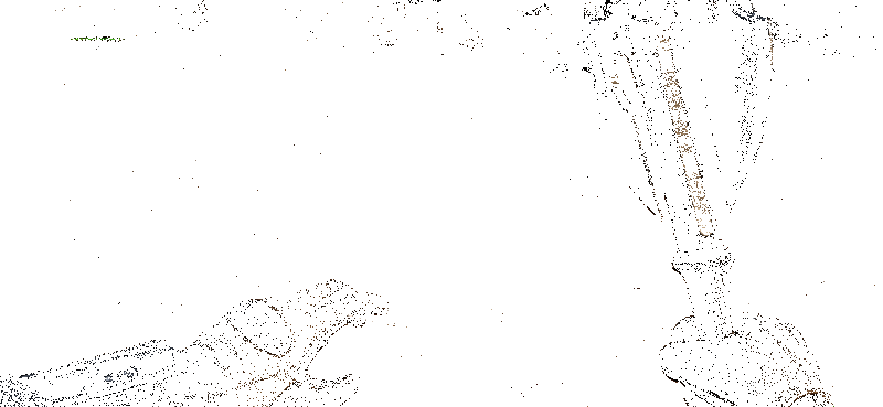 不屈烈怒武器外观展示，斧刃闪烁寒光