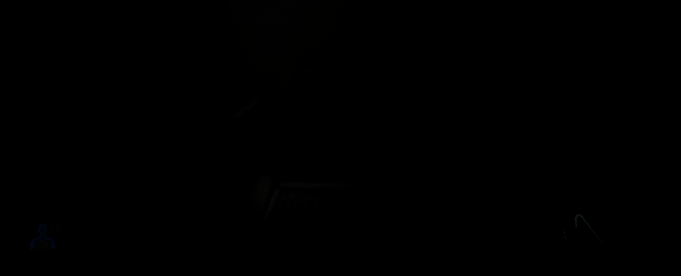 角色手持地图站在复杂的地下设施入口前，背景灯光昏暗，气氛紧张