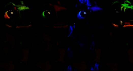 宠物与玩家操作互动动画，显示宠物在抽牌时跳跃庆祝的画面