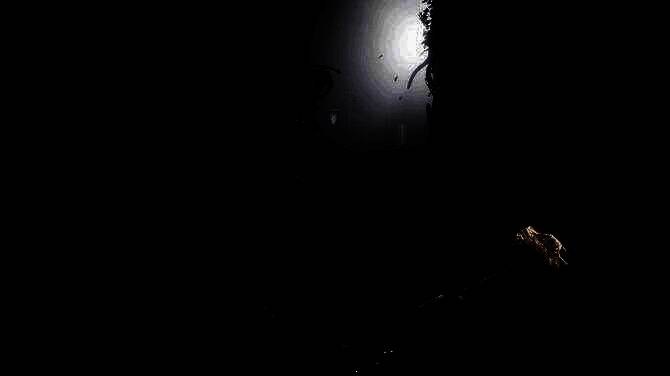 角色装备界面展示，武器设计独具特色