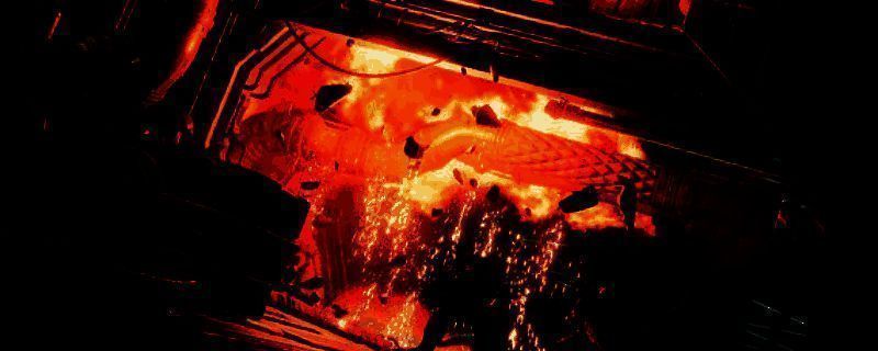 游戏封面图，展示宇宙空间站与飞船战斗的科幻场景