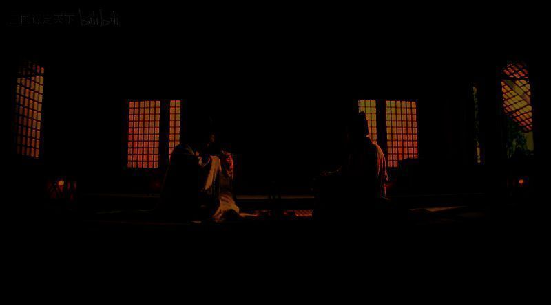 周年庆主题服务器界面展示，背景为三国战场地图