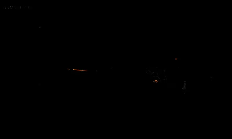 AKM突击步枪改枪示意图，展示配件安装位置与整体外观变化