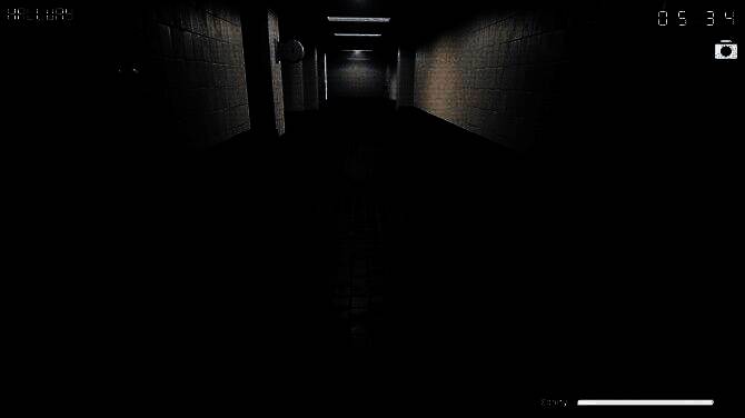 游戏中监控屏幕画面，多个摄像头视角同时呈现诡异现象