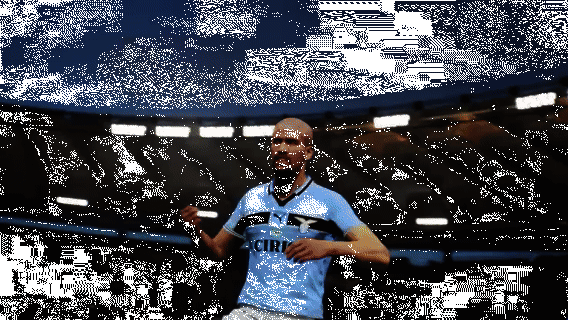 贝隆禁区外起脚远射，皮球如炮弹般飞入死角