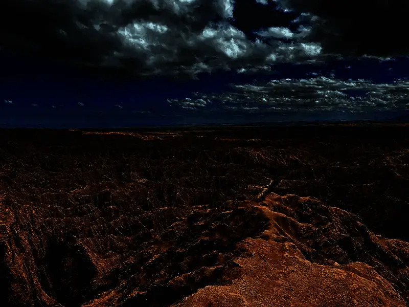 多张对比图展示现实与游戏场景的视觉相似性