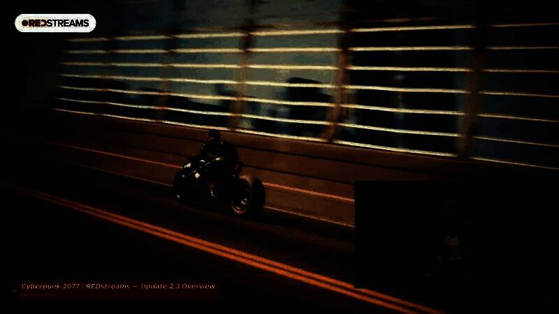 晶彩车衣效果展示，车辆表面呈现出动态光影变化