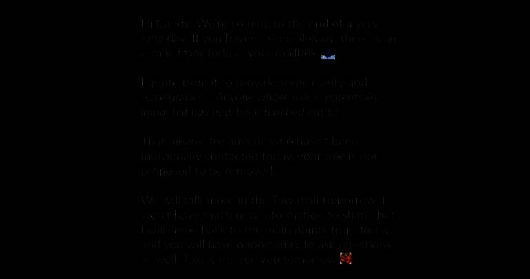 Slack消息截图，显示英文通知内容，背景为King公司标志性的糖果色主题