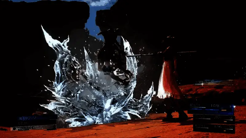 《最终幻想》系列经典战斗画面与现代动作化对比图，左侧为ATB系统界面，右侧为最新作即时战斗场景