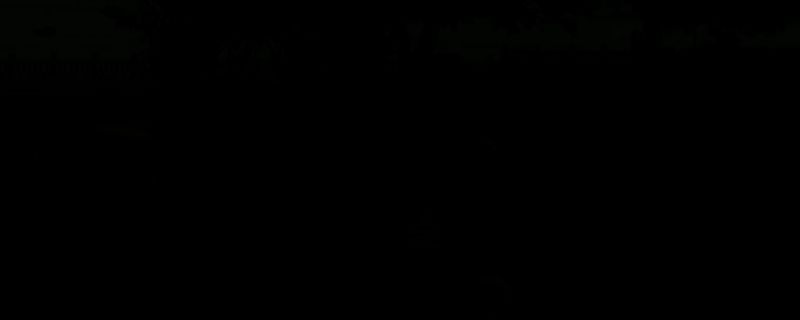 《情感反诈模拟器》完美结局剧情画面，主角与欣欣站在城市夜景下对视，氛围暧昧却带着一丝疏离感