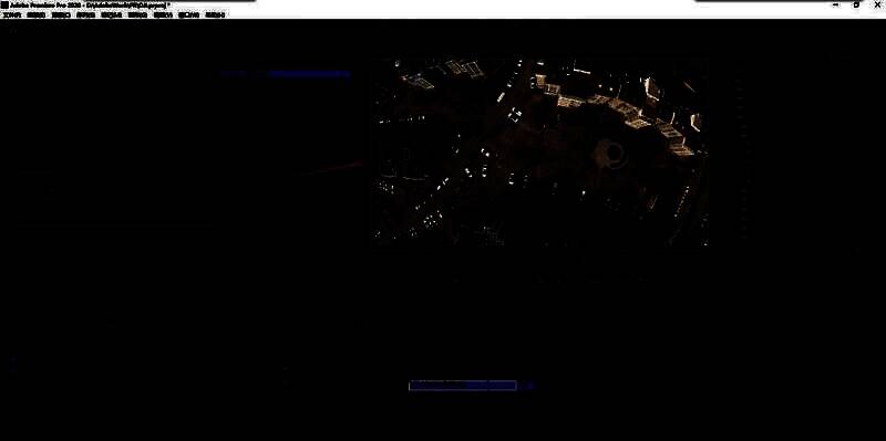 效果面板展示常用视频转场和滤镜选项