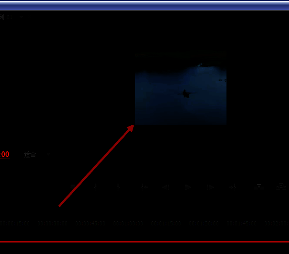 裁剪后的视频画面效果对比图，右侧为裁剪完成后的清晰画面