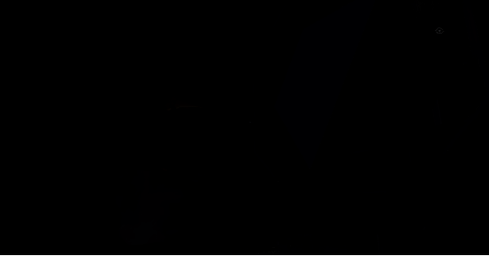 多视角战斗画面，展现舰队协同作战与BOSS技能机制