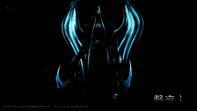 特写镜头展示‘夺魂之镰’盔甲细节，金属表面刻满古老符文，锁链缠绕肩甲，象征精神束缚