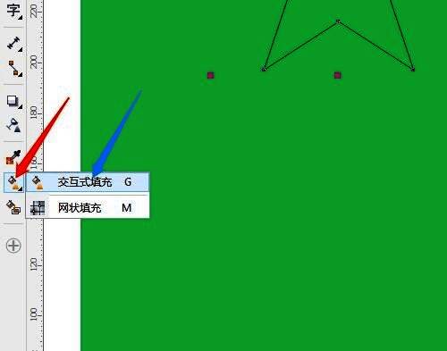 交互式填充工具被选中，鼠标指针指向五角星图形，准备进行填充操作