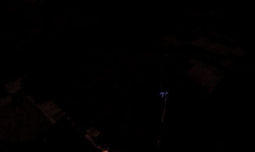 角色身穿僧袍站在嵩室山山门前，象征已正式加入门派