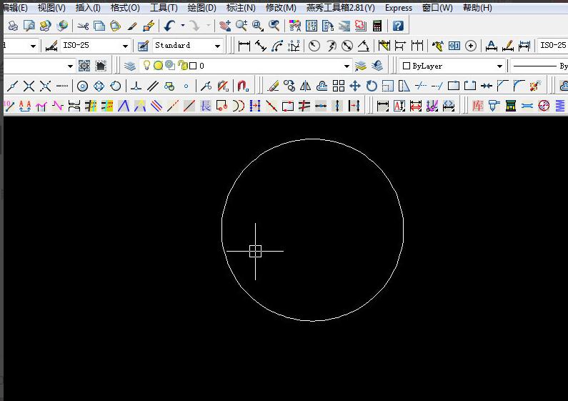 CAD中绘制圆形用于中心线功能测试的示例图