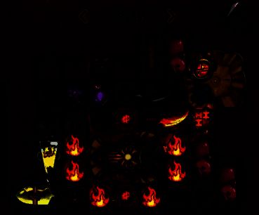 背包界面显示多个火焰属性装备正在合成，火焰法杖与火球术卷轴组合成高级技能