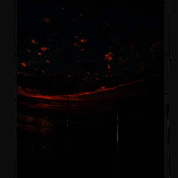 使用变形工具拉伸海面，制造波浪起伏感