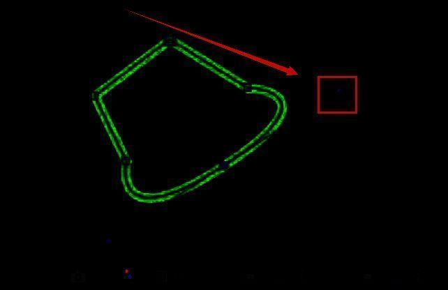五边形的一个顶点已被拉出曲线手柄，形成圆滑过渡效果