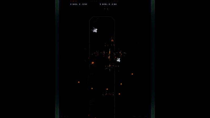 《BATSUGUN》战斗场景，多彩弹幕交织成网，主角战机在极限闪避中反击