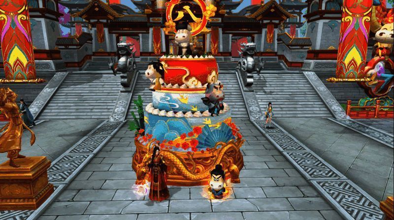 万象升平时装展示图，少侠身穿金色纹饰长袍，立于古城楼前，光影细腻