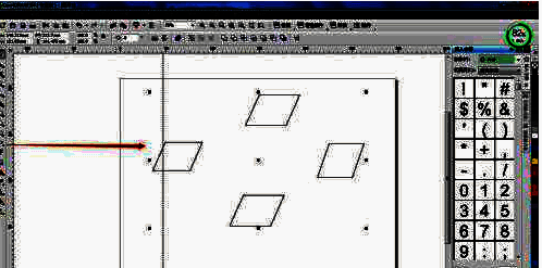 四个流程图形状有序排列在画布上，准备连接箭头