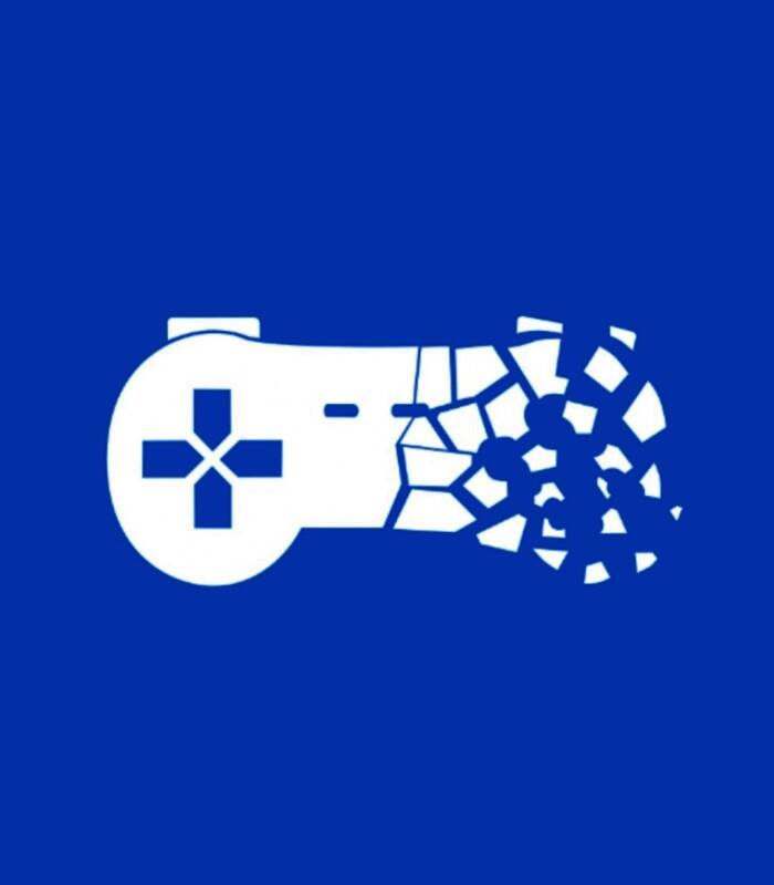 ‘停止扼杀游戏’运动宣传图，画面中一名玩家站在破碎的游戏光盘前，背景为关闭的服务器机房