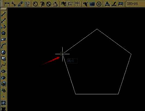 一条直线已从五边形的一个顶点延伸至对面顶点，形成星形的一条边