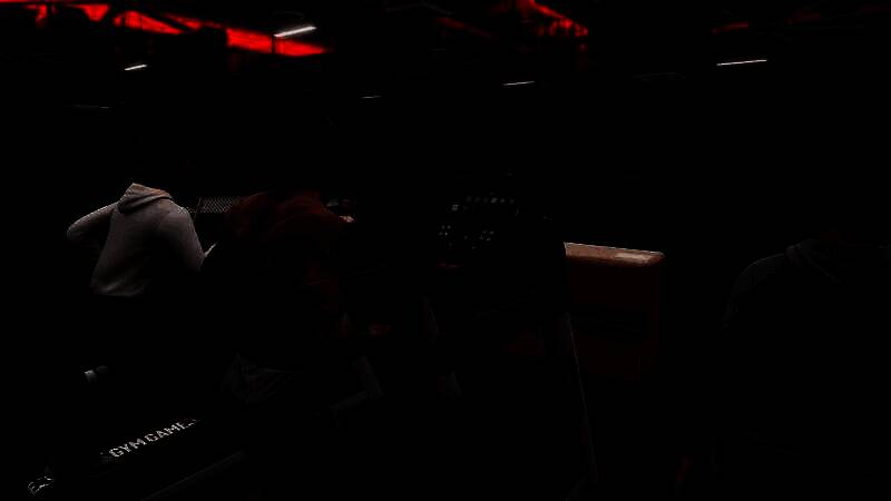 飞镖比赛场景，角色投出飞镖瞬间，墙上飞镖盘清晰可见