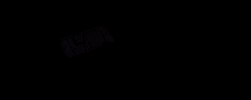 断箭游戏中火炮阵地被炸毁的战场画面，烟雾弥漫，残骸四散，显示战术失误后的惨烈后果