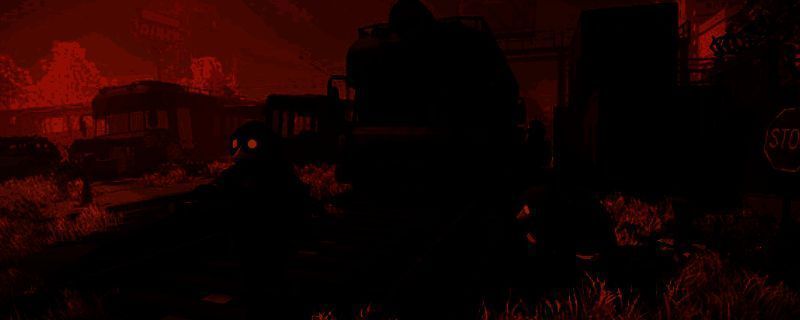 《MIMESIS》游戏场景画面，昏暗雨夜中四名角色站在废弃电车旁，远处阴影中似有不明生物窥视