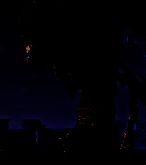 玩家角色持巨锤与黑剑眷属激烈对战，火花四溅，背景为破碎的城楼与血色夜空