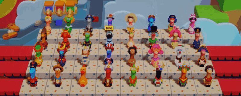 《星绘友晴天》游戏内温馨场景，角色在色彩明亮的星球上互动，画面充满童趣与幻想元素