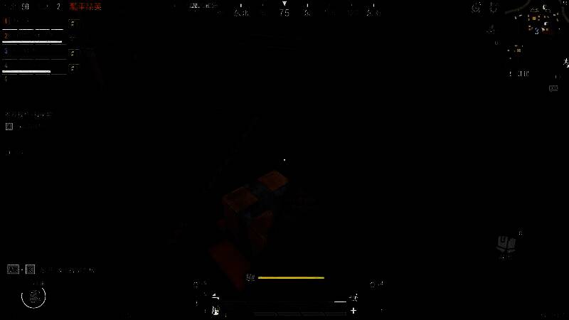 跳舞手雷在地面上旋转起舞，周围敌人被吸引注意力，远处队友趁机偷袭，画面诙谐又富有战术性