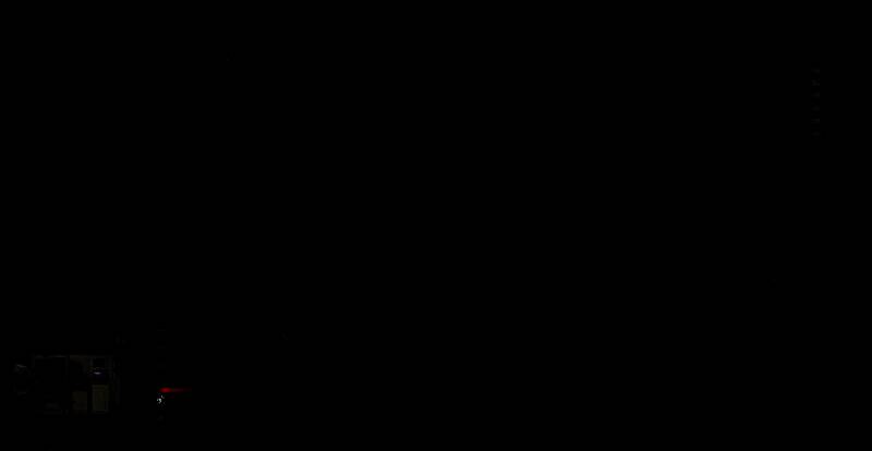 用户正在将视频素材从左侧项目面板拖动到右侧时间轴轨道