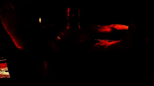 Nexus Mods官网界面截图，显示成人内容区域被锁定，提示需通过年龄验证才能访问