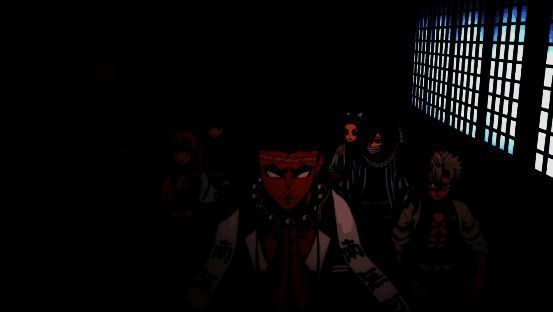 《鬼灭之刃》与多个品牌的联动海报拼图，包含游戏、服装、便利店等合作内容