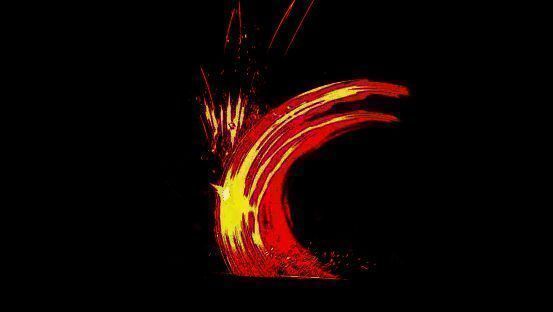 角色在山林小道中前行，阳光透过树叶洒落，场景细腻写实