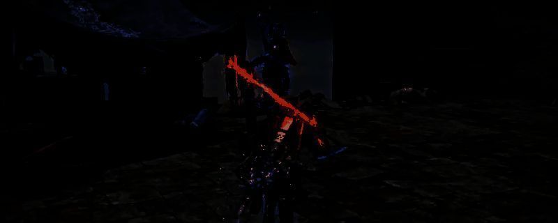 《艾尔登法环：黑夜君临》中追踪者手持初始大剑发动强力斩击的战斗画面，剑刃划出金色轨迹，敌人被击飞