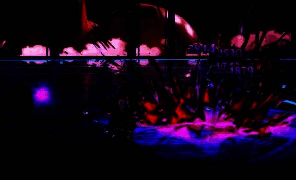 试炼塔入口场景展示，石质高塔耸立于云雾之中，周围环绕着能量光柱，充满神秘与挑战氛围